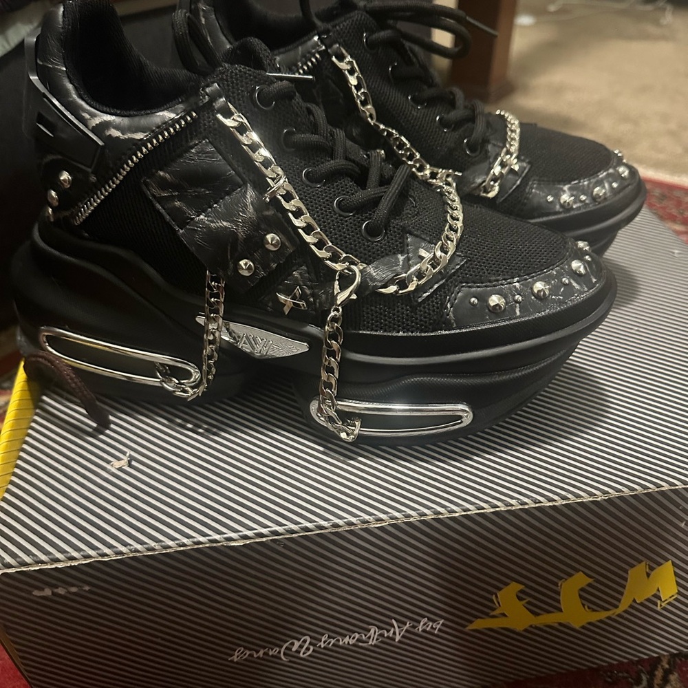 The Anthony Wang Collection G-13
Sneaker With 4" hidden Wedge